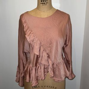 NWT Topshop Crop Blush Pink Blouse US Size 2 (Small)